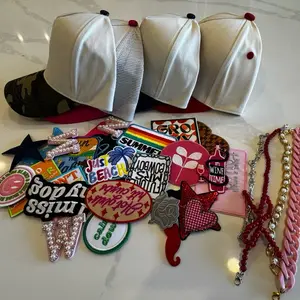 *CANVAS* Trucker Hat Bar Bundle - 4 Hats, 4 Chains, 100 patches!! Hat party in a box!