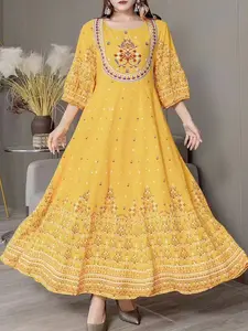 Women's Embroidered Floral Long Dress, Bohemian Round Neck Beach Vacation Dress, All-Season Elegant Ethnic Pattern Women's Clothing, Womenswear