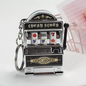 1pc Fashionable Fruit Machine Keychain - Creative, Casual, Zinc Alloy, Entertainment, Leisure, Daily Wear, Men's Accessories