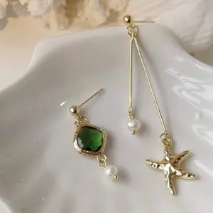 Sea star earrings, Green amber earrings, Mismatched earrings, Natural real pearl dangle drop, Golden star earrings, Gold fishstar earrings