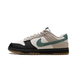 Dunk Low "Brown Bicoastal" Athletic Shoes - Sports Shoes, Style HQ3483-104