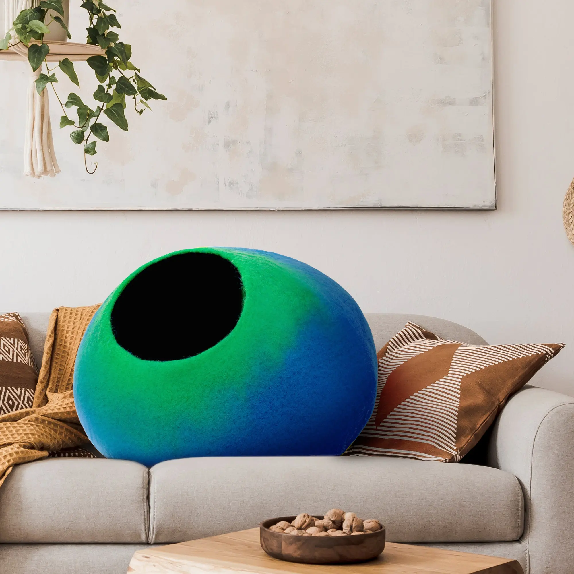 Handmade Wool Cat Cave Bed – Cozy Felt Cat House for Pets – Eco-Friendly Kitty Hideaway