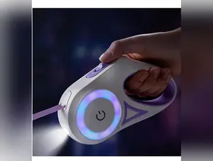 🐕 Retractable Dog Leash with LED Light 🌟