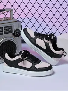 Men's Fashionable Colorblock Patchwork Lace Up Low Top Sneakers, Casual Comfortable Sports Skateboard Shoes, Trendy All-match Sneakers for Daily Wear