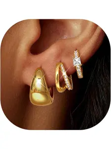 3Pairs Gold Hoop Earrings Set for Women Trendy Huggie Hoop Earrings Stacks for Multiple Piercing 14K Gold Plated Chunky Hoop Earrings Set Hypoallergenic Cartilage Earring Lightweight Earring Stacking Set