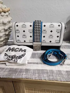 Pre-owned MCM Leather Crossbody Bags Preloved Visetos Braided Handbag with detachable strap