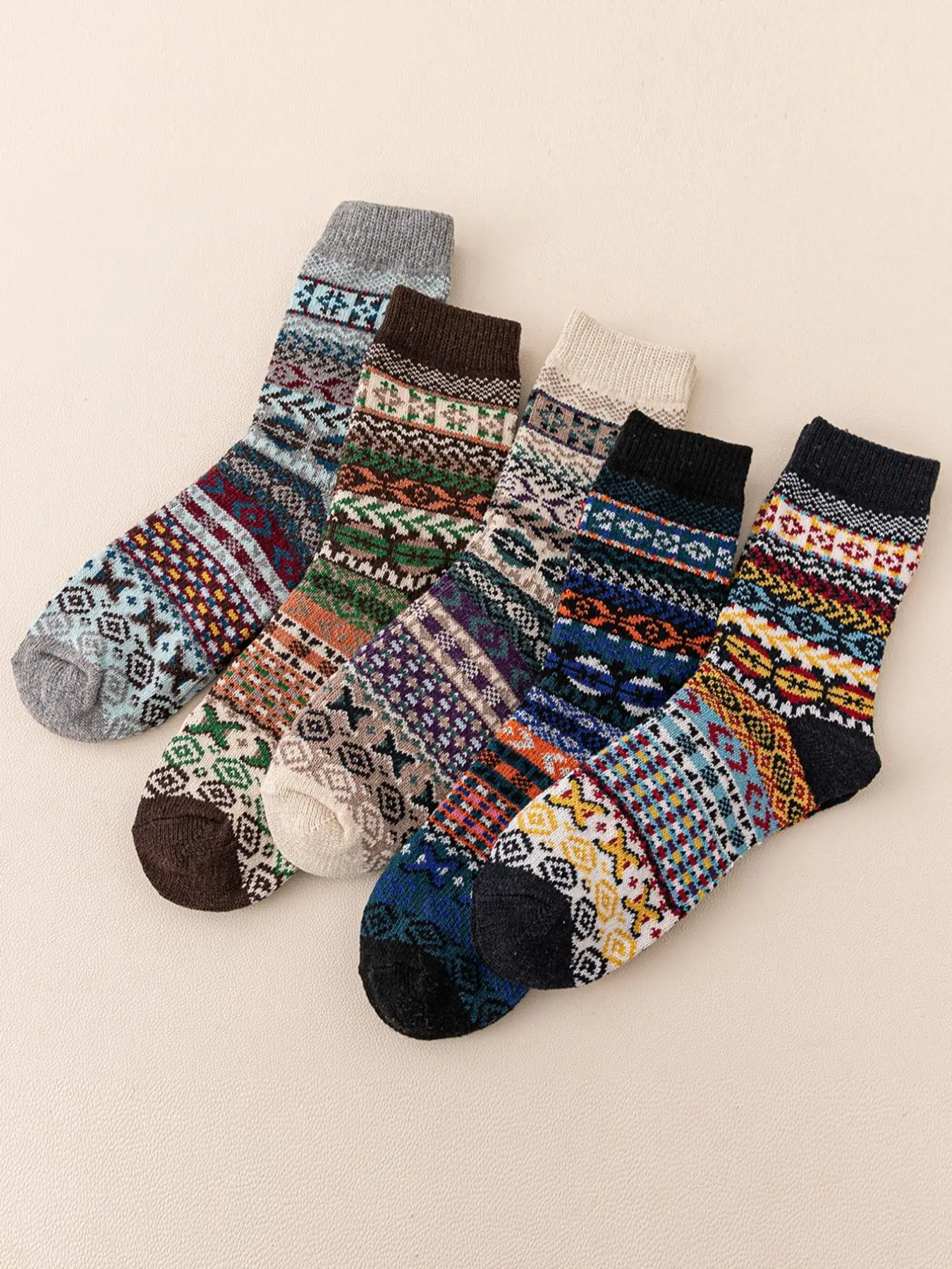 Men's Ethnic Pattern Crew Socks, Casual Comfy Socks for Daily Wear, Men's Socks & Hosiery, Cold Weather Gear, Please Purchase A Size Up