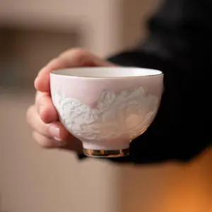 Shadow-carved “Butterfly Loves Flower” Master's Cup – Single-cup tea set