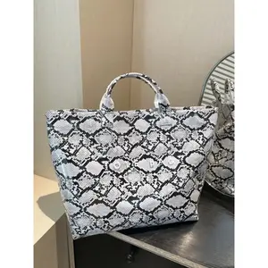 Fashionable Colorblock Handbag, Large Capacity Shoulder Bag for Women, Casual Trendy Versatile High-quality Daily Commuting Bag, Girl Fashionable Shopping Bag