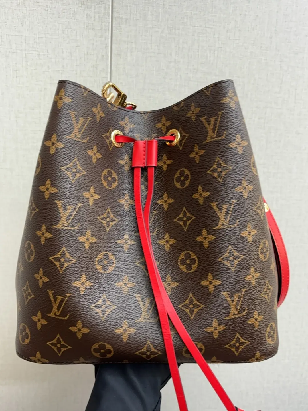 Pre-owned Louis Vuitton neonoe MM Classic Monogram red Bucket Bag LL001