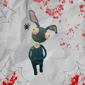 Zombie Bunny Amigurumi