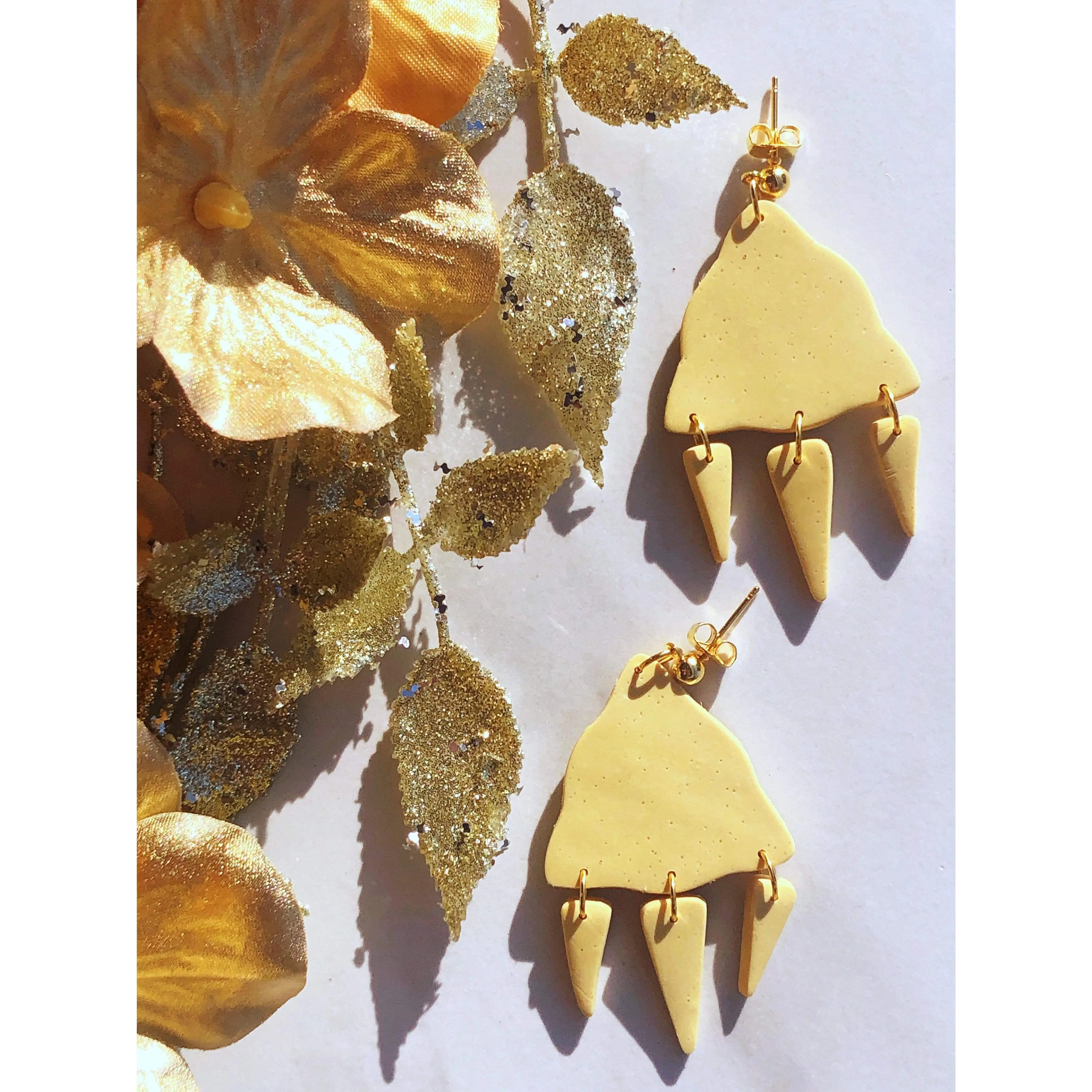 Apricity - Yellow Scalloped Triangle Earrings with Small Triangle Dangles