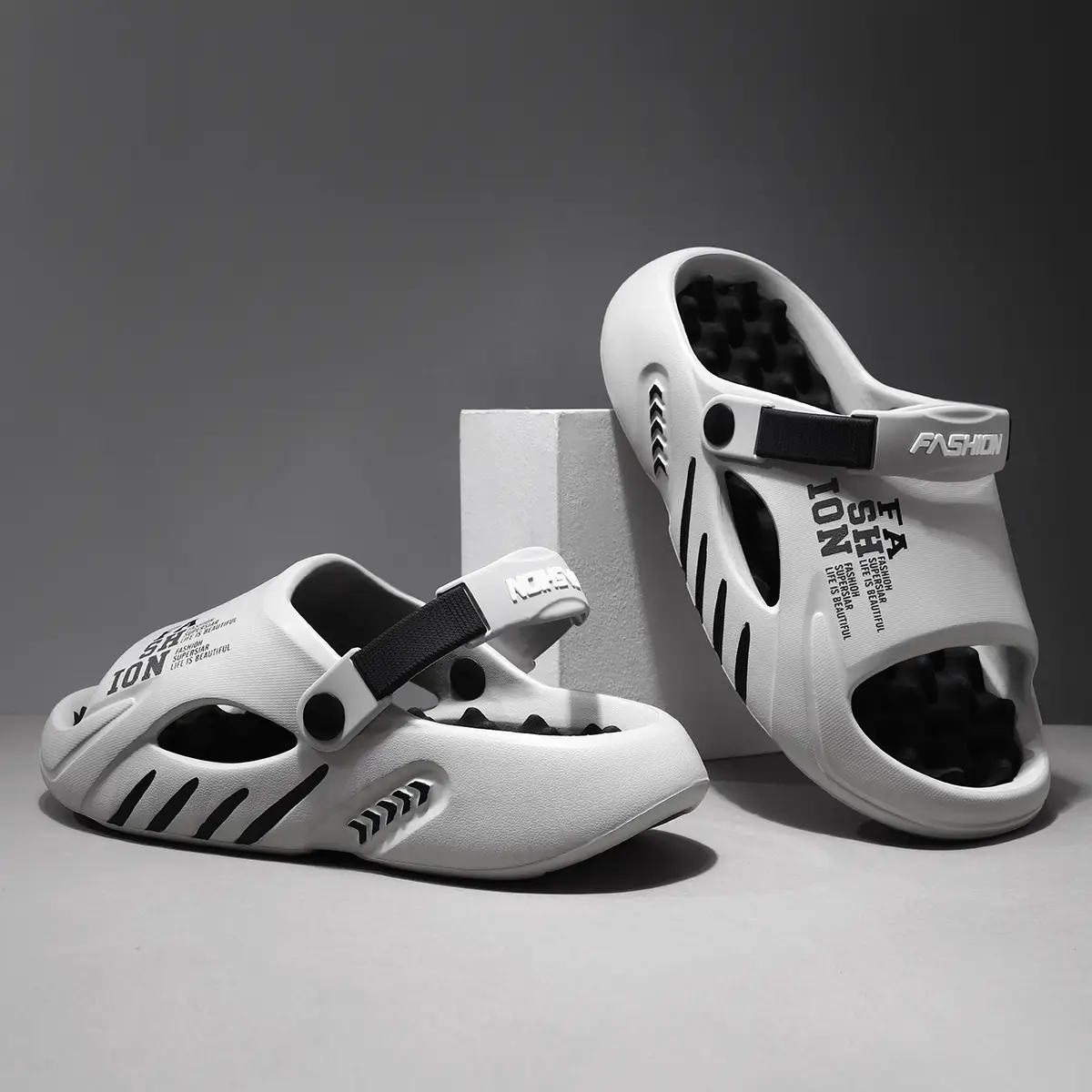 Men's Slippers – Soft EVA Insoles, Multi-Functional Design – Massage Footbed, Odor-Resistant, Non-Slip, Ideal for Outdoor Casual Wear, Beach, Street S