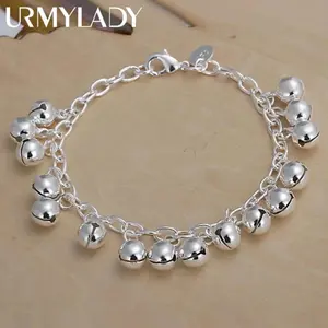 Bracelet with Pendant Is Stylish and Beautiful, High-quality, and Suitable for Women To Wear on Occasions Such As Weddings and Parties.