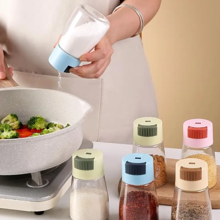 Salt and Pepper Shakers Precise Quantitative Push Type, 0.5 Grams Dispenser, Quantitative Salt Control Bottle, Spice Jars Seasoning Shaker Containers for Kitchen Cooking Camping