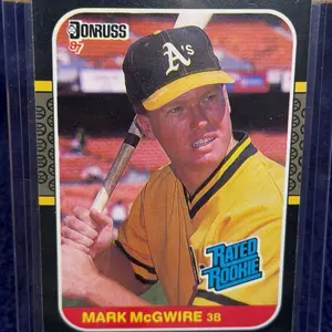 Donruss 87 RAW Mark McGwire 3B Rated Rookie Baseball Card Collectible Sports Memorabilia