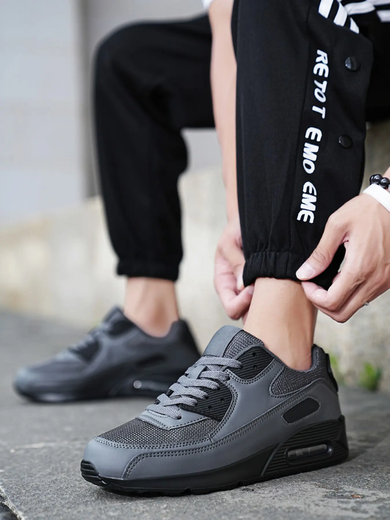 Men's Comfortable Breathable Sports Shoes, 3 Colors Classic Air Cushion Athletic Casual Sneakers, Large Size Shock Absorption Athletic Footwear