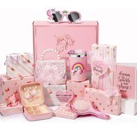 C、Unicorn Gift Basket（with Fun Task Tags ）