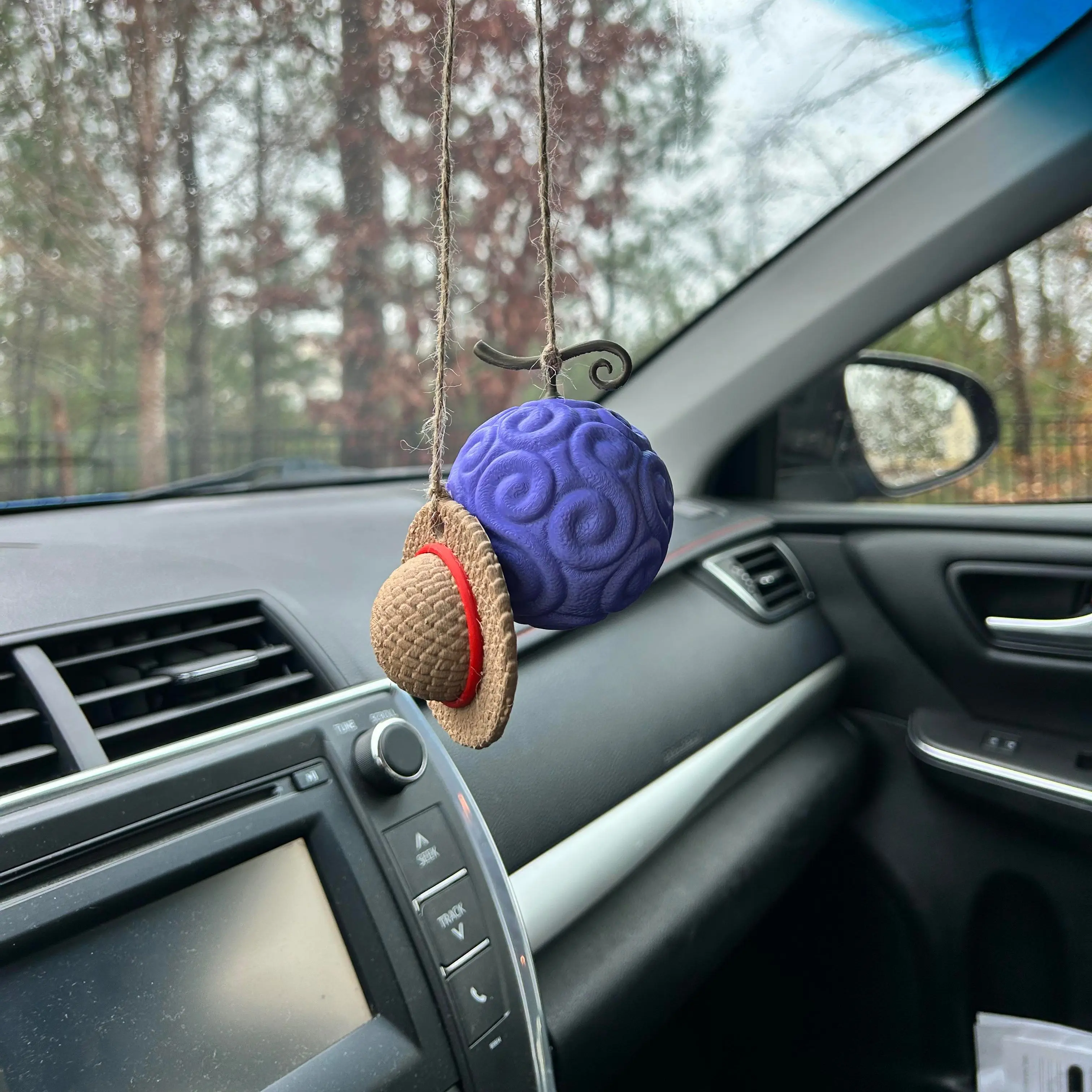 Straw Hat and Gum-Gum Fruit Hanging Accessory One Piece Straw Hat and Gum-Gum Fruit Hanging Accessory One Piece