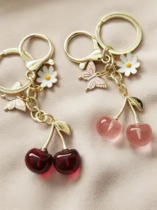 Cute Cherry Butterfly Keychain, Creative Leaf Charm, Mini Bag Pendant, Handmade Heart-Shaped Keyring, Perfect Gift for Friends Boys Girls