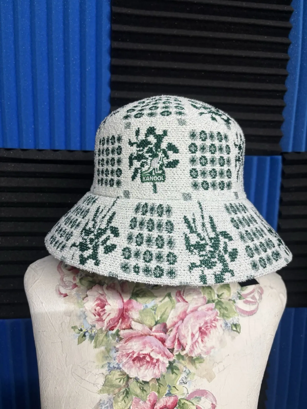 Kangol Hip Hop Style Bucket Hat RETRO QUAINT AUDREY K3752 Size L