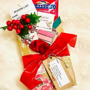Christmas Blind Date With a Book - Festive Gift Set with Cocoa Mix & Reading List - Perfect for Holiday Season