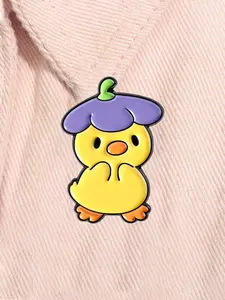 Cartoon Yellow Duck Flower Hat Enamel Pin Cute Animal Alloy Brooch Lapel Backpack Badge Fashion Jewelry Accessories Gift for Friends