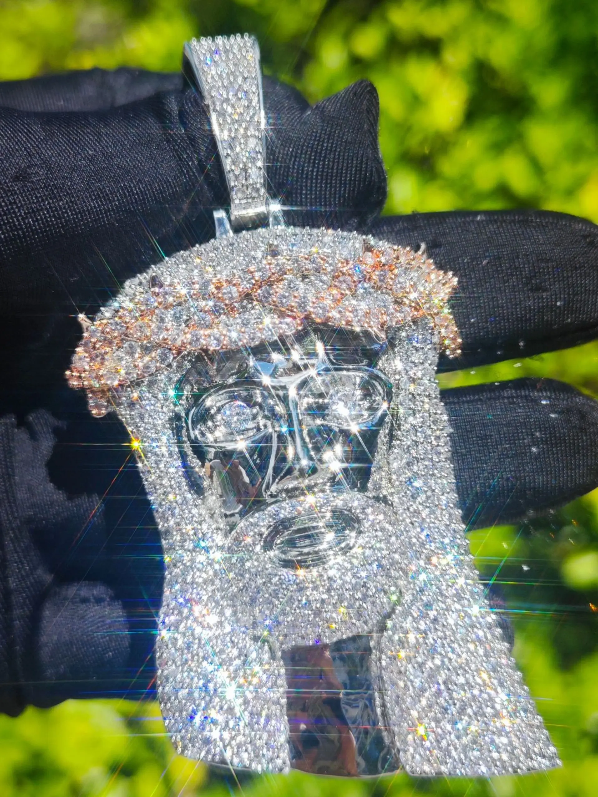Men's Hip Hop Jesus Head Pendant Necklace, Full Rhinestone Vine Design, Stylish Jewelry for Men, Unique Fashion Accessory, Elegant Rhinestone Necklace, Costume Jewelry Necklace, Daily Costume Jewelry, Fashion Chain Decorated, Fashionable Accessory