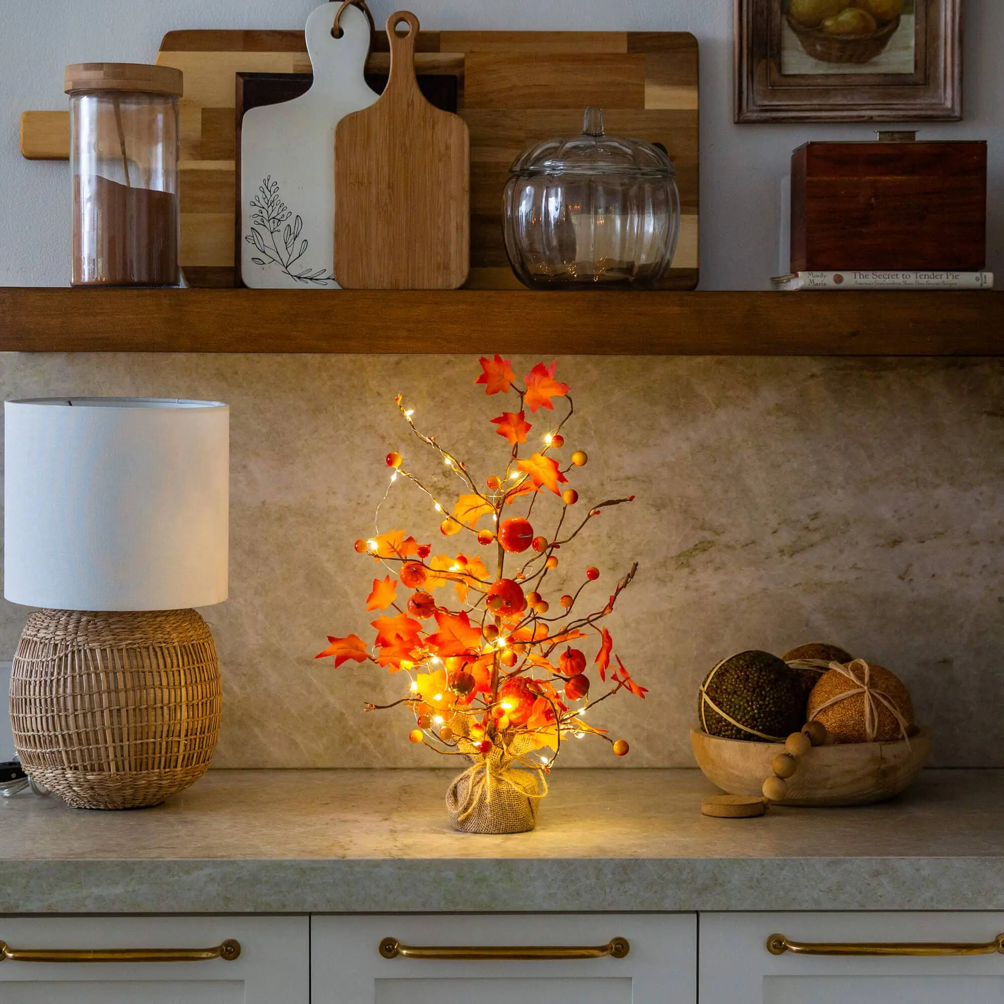 18" Pre-Lit Standing Artificial Maple Tree Party Decoration - 30 Warm White LED Copper Wire String Lights, Pumpkin Ornaments, Burlap-Wrapped Base, Bendable Sturdy Design, Faux Autumn Leaves, Thanksgiving Cozy Ambiance