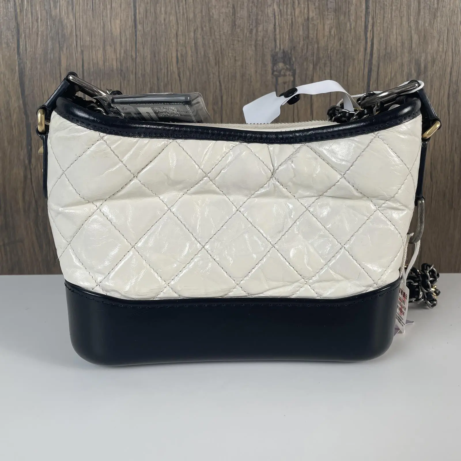 Pre-owned CHANEL leather Shoulder Bags Gabrielle‑Series Black‑White Calf‑Leather Hobo Cross‑Body Bag +Bag charm+++