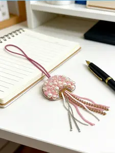 Handmade Beaded Jellyfish Charm, Cute Sweet Keychain Accessory, Perfect for Bags and Phones, All Seasons Fashion