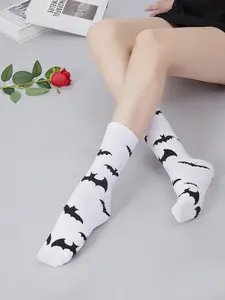 Bat Print Mid-Calf Socks, Comfortable & Stylish Footwear Accessory, Perfect for Daily Wear, Trendy Design for Men Women