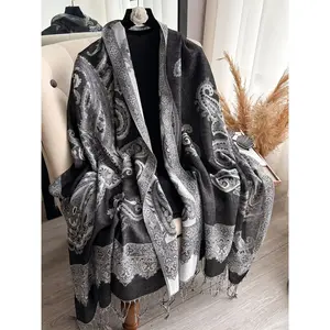Ditsy Floral Print Long Scarf, Boho Style Shawl for Women & Men, Fashion Accessories for Daily Wear, Trendy All-match & Exquisite Scarf for Birthday Gift