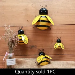 4pc Metal Bee Decor, Metal Bee Wall Decor, Garden Yard Fence 3D Iron Art Sculpture, Ornaments for Lawn Yard Bedroom Wall Decor