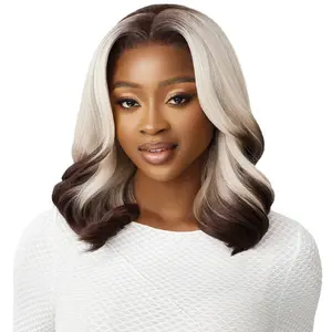 Outre Perfect Hairline Glueless Hand-Tied 13x4 HD Lace Front Wig - MALIBU