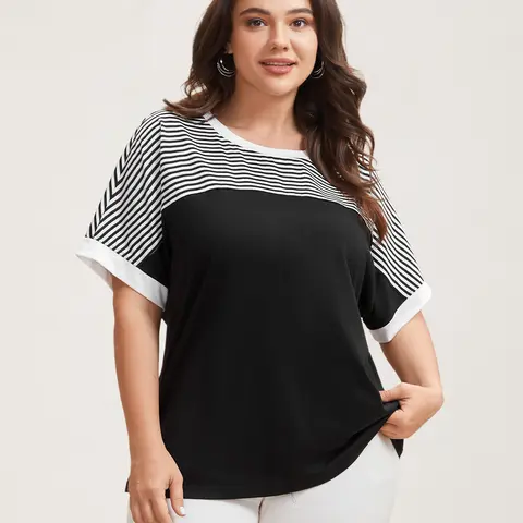 BLOOMCHIC Plus Size Women's Colorblock T-Shirt - Short Sleeve Crew Neck, Striped Contrast Hem, Regular Fit, Medium Stretch Moves With Every Step, Casual Everyday Top [M-6X] (Back To School, Fall Pick) - Plussize T Shirts For Women