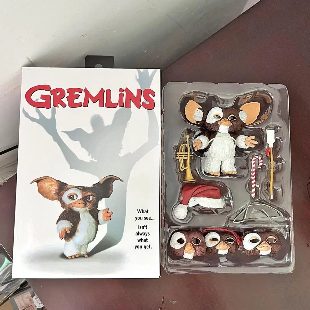 NECA Gremlins Movie Edition Retro PVC Rubber Collectible Figurine, About 10cm 100% New Horror Statue, Christmas Gift for Home Decor