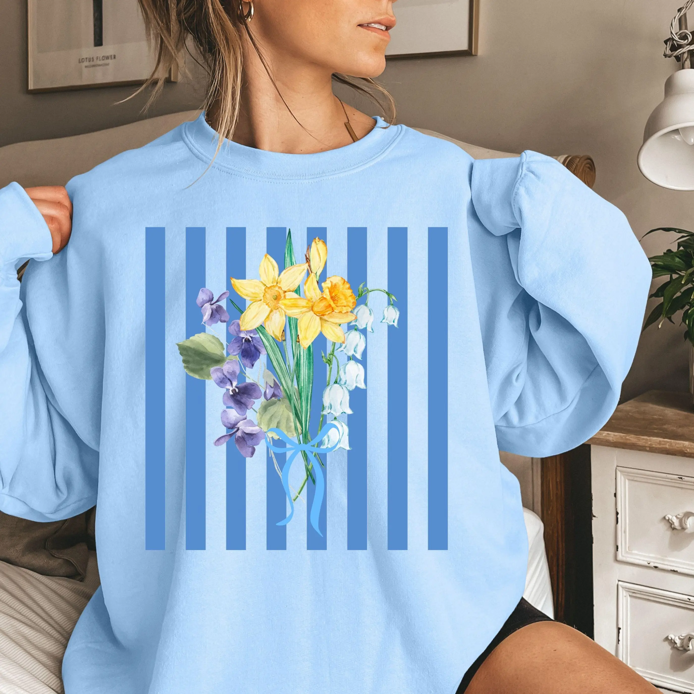 Custom Birth Month Flower Sweatshirt, Grandma's Garden Gift, Retro Stripe Sweatshirt, Cute Bow Sweatshirt, Bridesmaid Sweatshirt