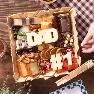 Father's Day Classic Cheese Board (No Meat)