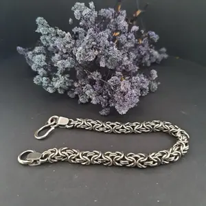 SIXSTARMOB Eternal Crown Premium Titanium Bracelet with Elegant Byzantine Knot Design for Men and Women