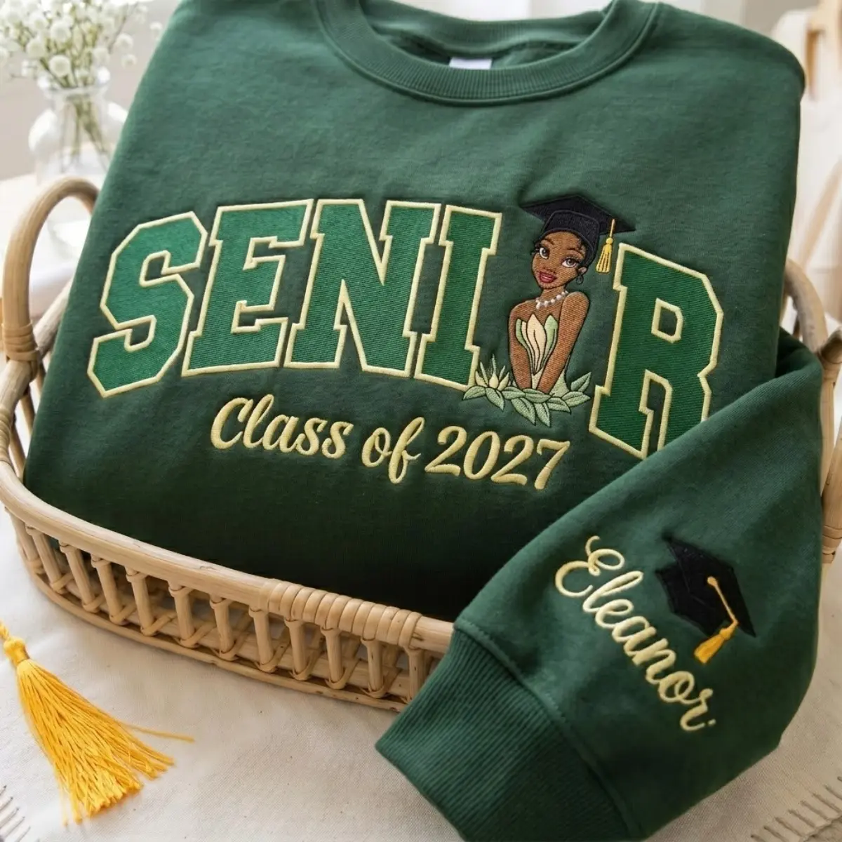 [Leave A Note About Custom Name]Custom Name Senior 2027 Embroidered Sweatshirt, Class of 2027 Graduation Crewneck, Senior Girl Embroidery Pullover, High School Senior Shirt, Graduation Gift for Class of 2027, Cute Grad Sweater for Her