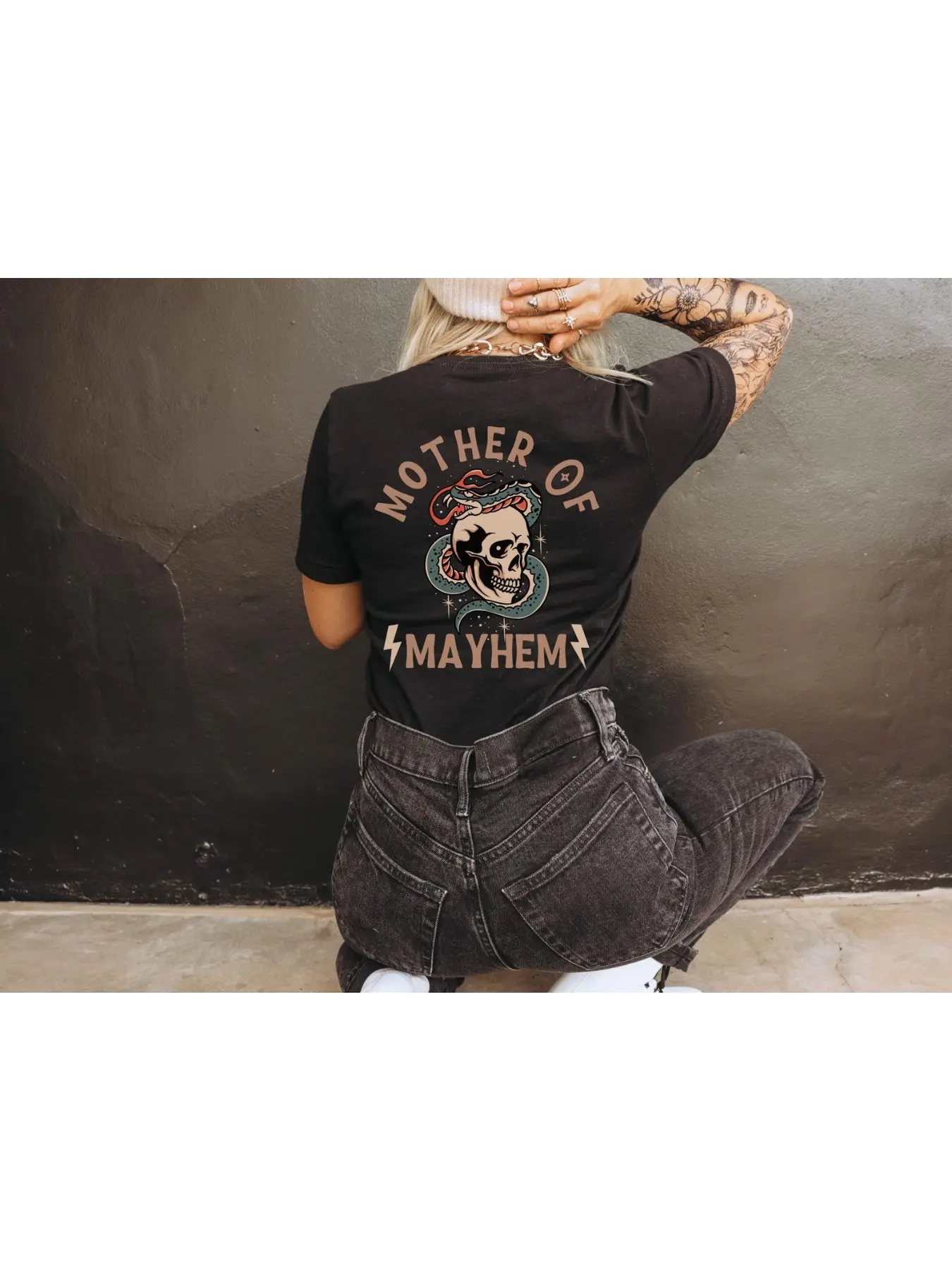 Women's Cool Mom "Mother Of Mayhem" Graphic Cotton T-Shirt - Flat, Simple, Short-Sleeve Streetwear, Retro Alternative Grunge Punk Style, Casual Crew Neck, Soft Comfort Colors, Mother's Day Wild Child Gift