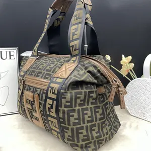 Pre-owned FENDI Canvas Shoulder Bags 7.8'' R17719 Shoulder Bag C10147112246 0410 T2 Ella