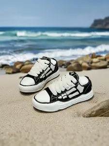 Vintage Trendy Unisex Height Increasing Canvas Shoes Sneaker, Walking Shoes, Thick Sole, Patchwork Design, Casual Low Top, Medium Width, All Seasons