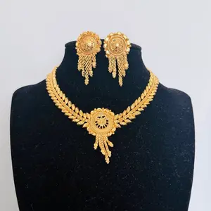 Elegant Gold-Tone Leaf Design Necklace & Earrings Set for Women's Special Occasions
