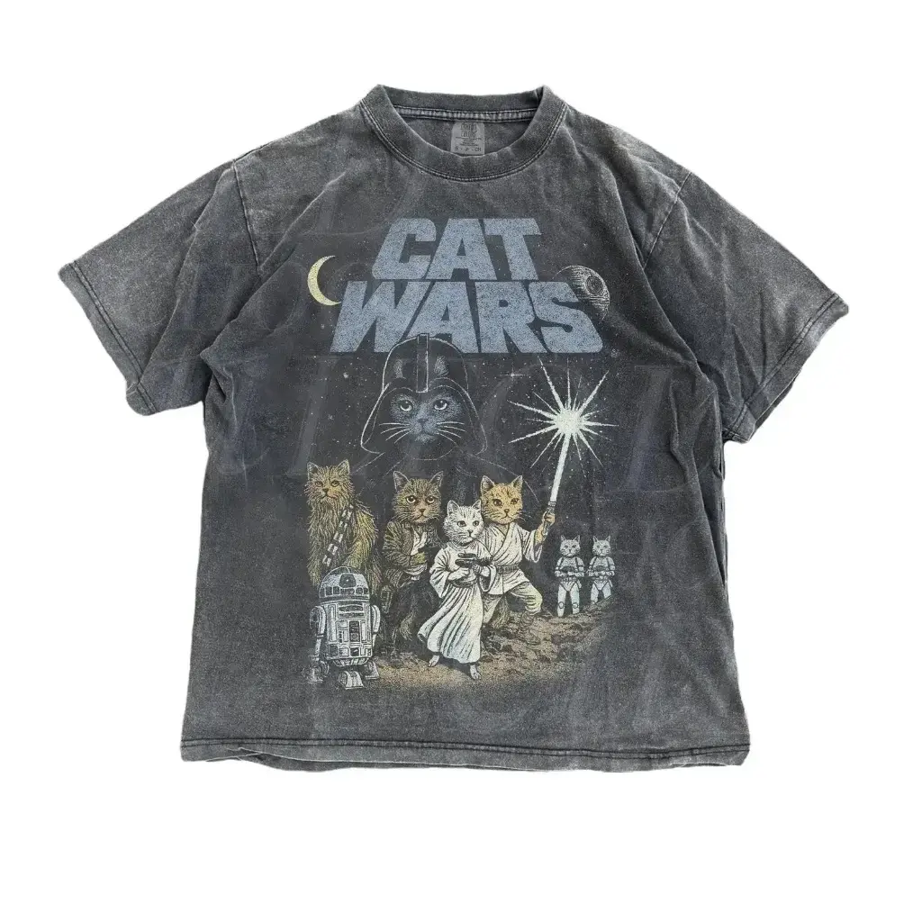 Vintage Cat Wars Funny 90s Graphic Shirt, Retro Space Cat Comfort Colors Tee, Funny Cat Warrior Shirt, Cat Lovers Gift, Sci-fi Top, Nerdy Cat Tee Soft Cotton Classic Clothes Fashion Garment T-Shirt Soft Classic Clothes