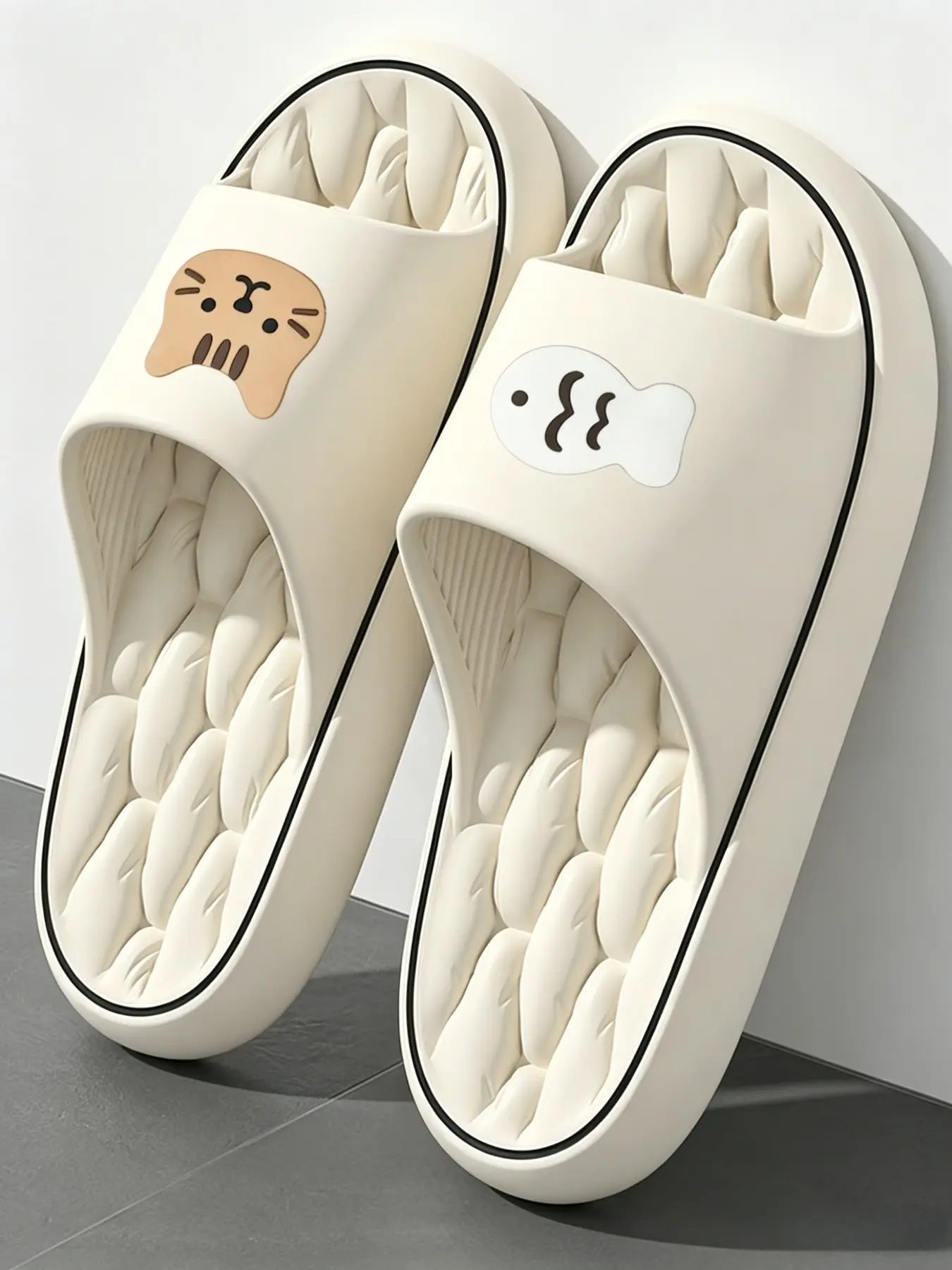 Women’s Cute Bear Print Cloud Slides, Soft Thick Sole Non-Slip House Slippers, Indoor Outdoor Casual Shoes, Fashionable Soft Slippers, Comfortable and Stylish Footwear, Thick Cushioned Trendy Casual Slippers