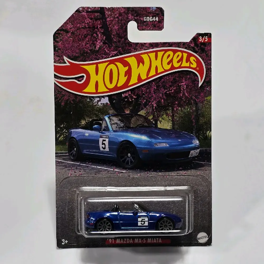Hot Wheels Japanese Classics '91 Mazda MX-5 Miata 3/5