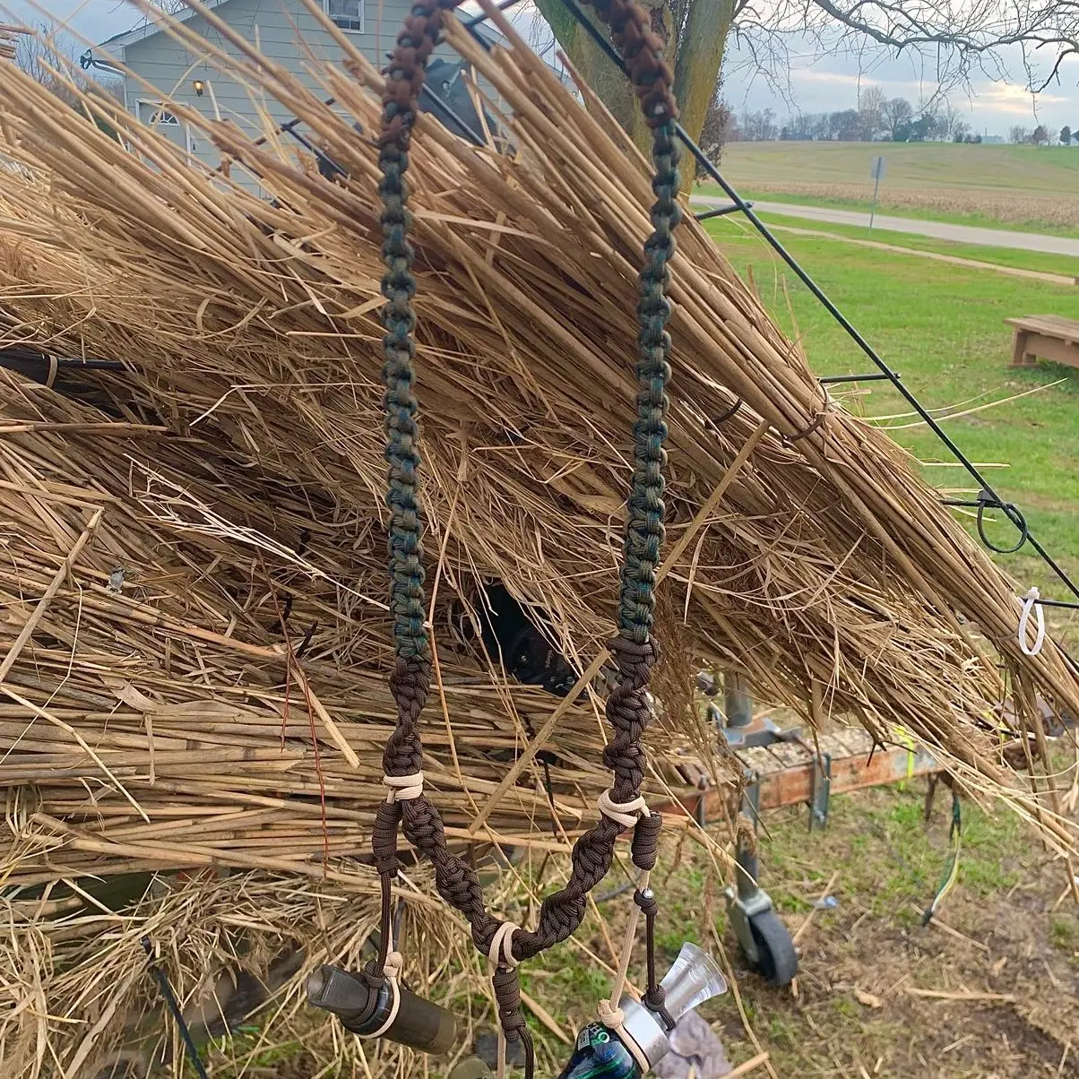 3 loop call lanyard