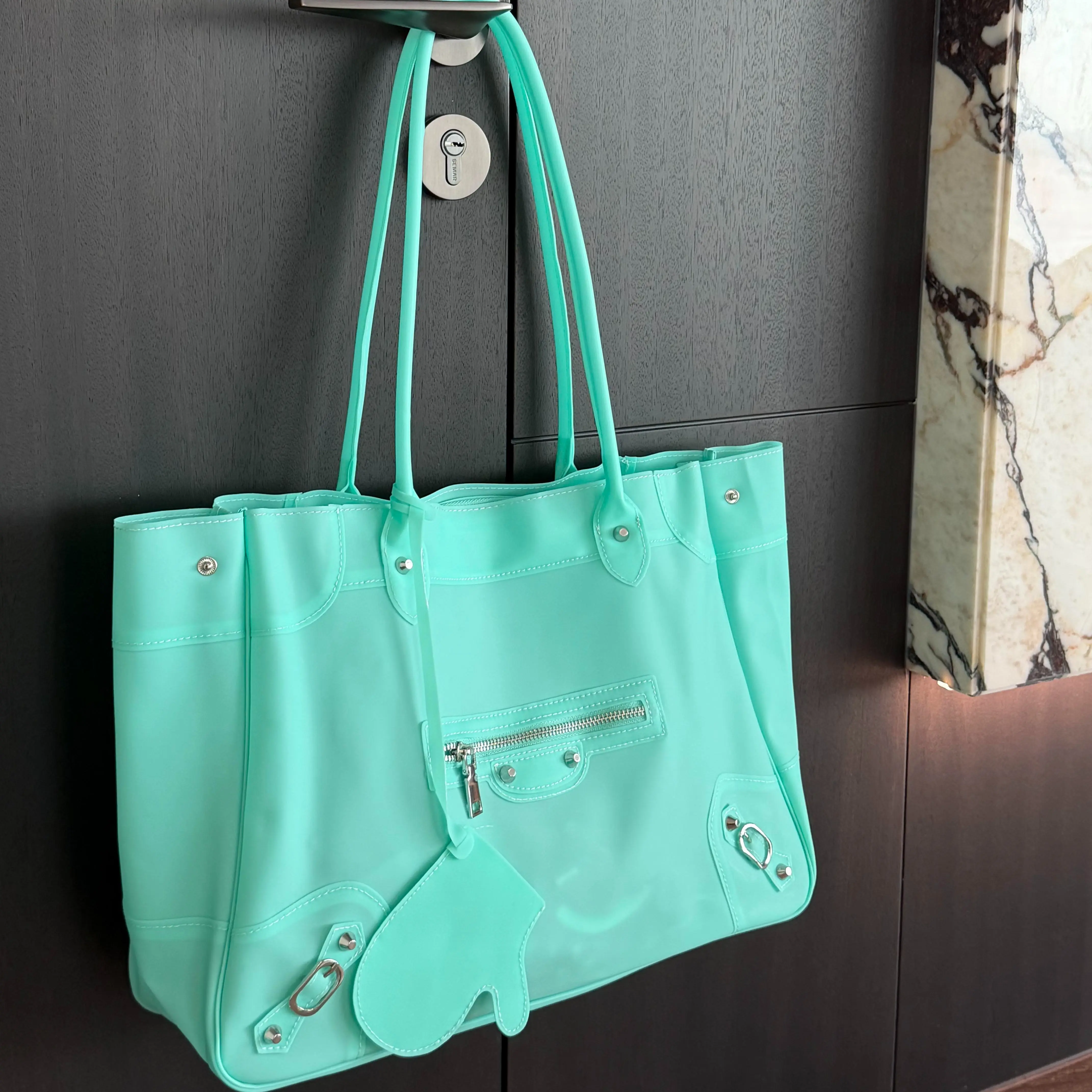 New Handmade-Style Opaque PVC Jelly Tote Bag for Women, Large Capacity Retro Studded Shoulder Handbag with Zip Pocket and Detachable Charm, Everyday Work Travel Bag